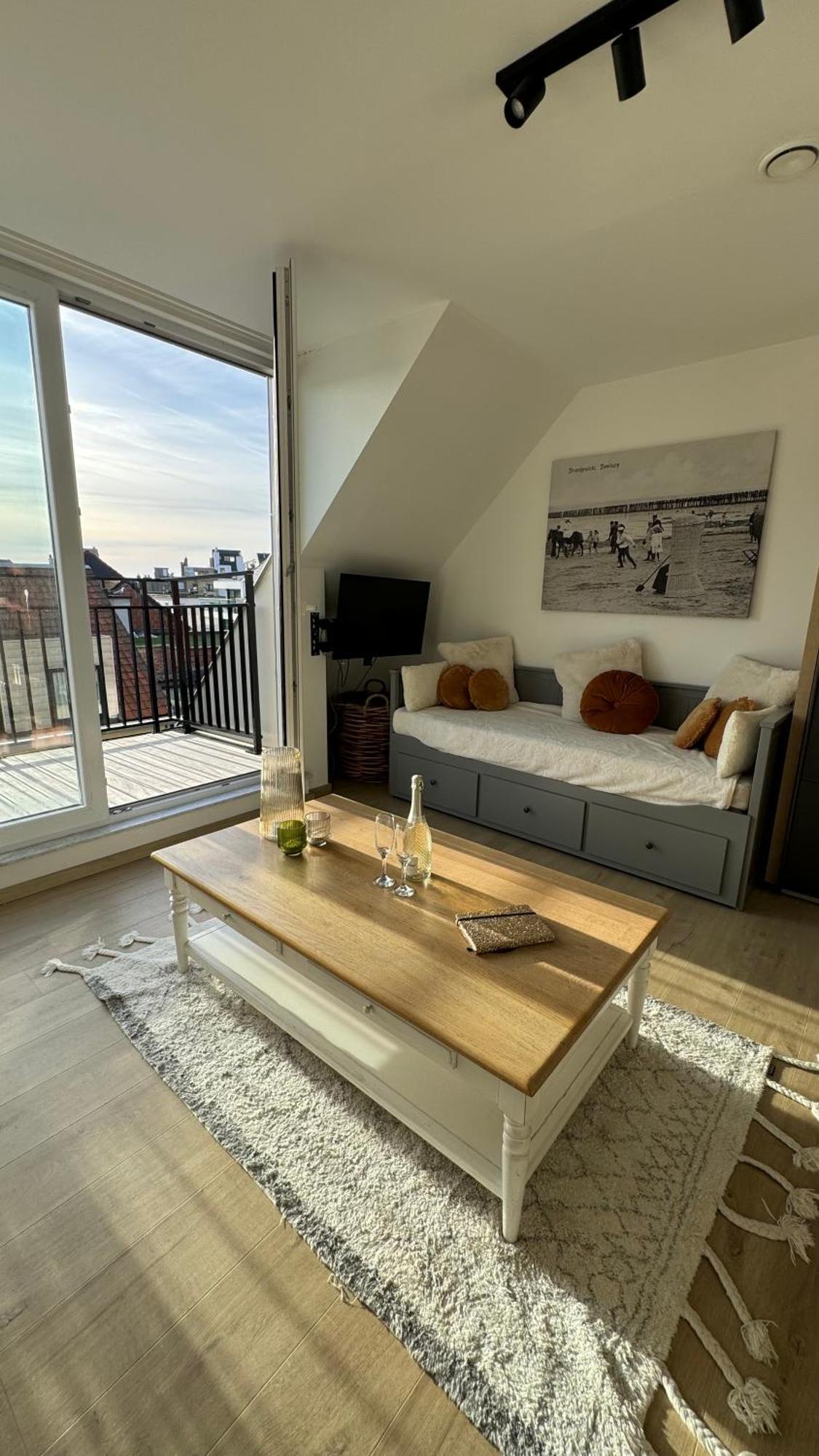 Viki'S Penthousje Apartment Blankenberge Bagian luar foto