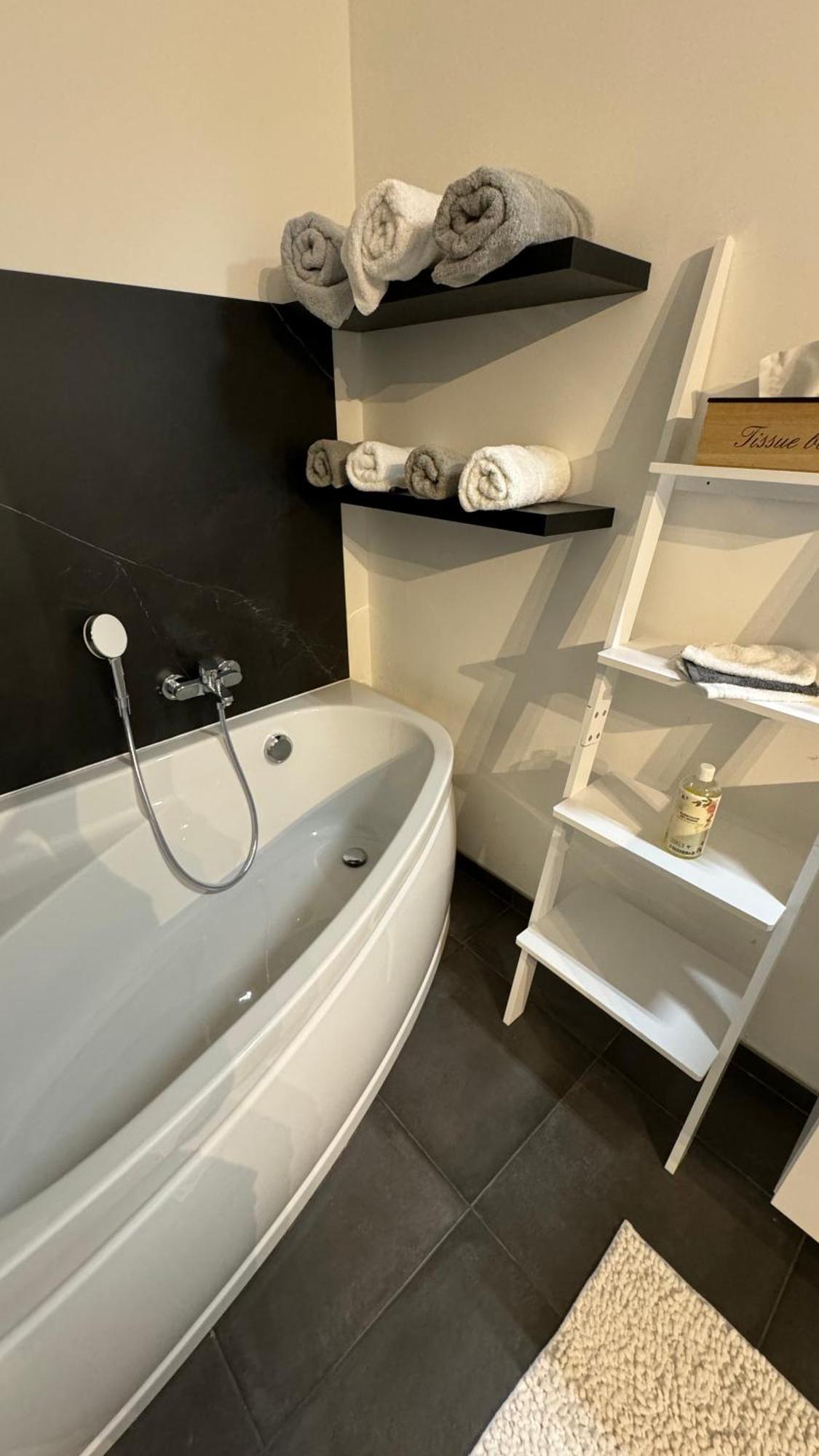 Viki'S Penthousje Apartment Blankenberge Bagian luar foto
